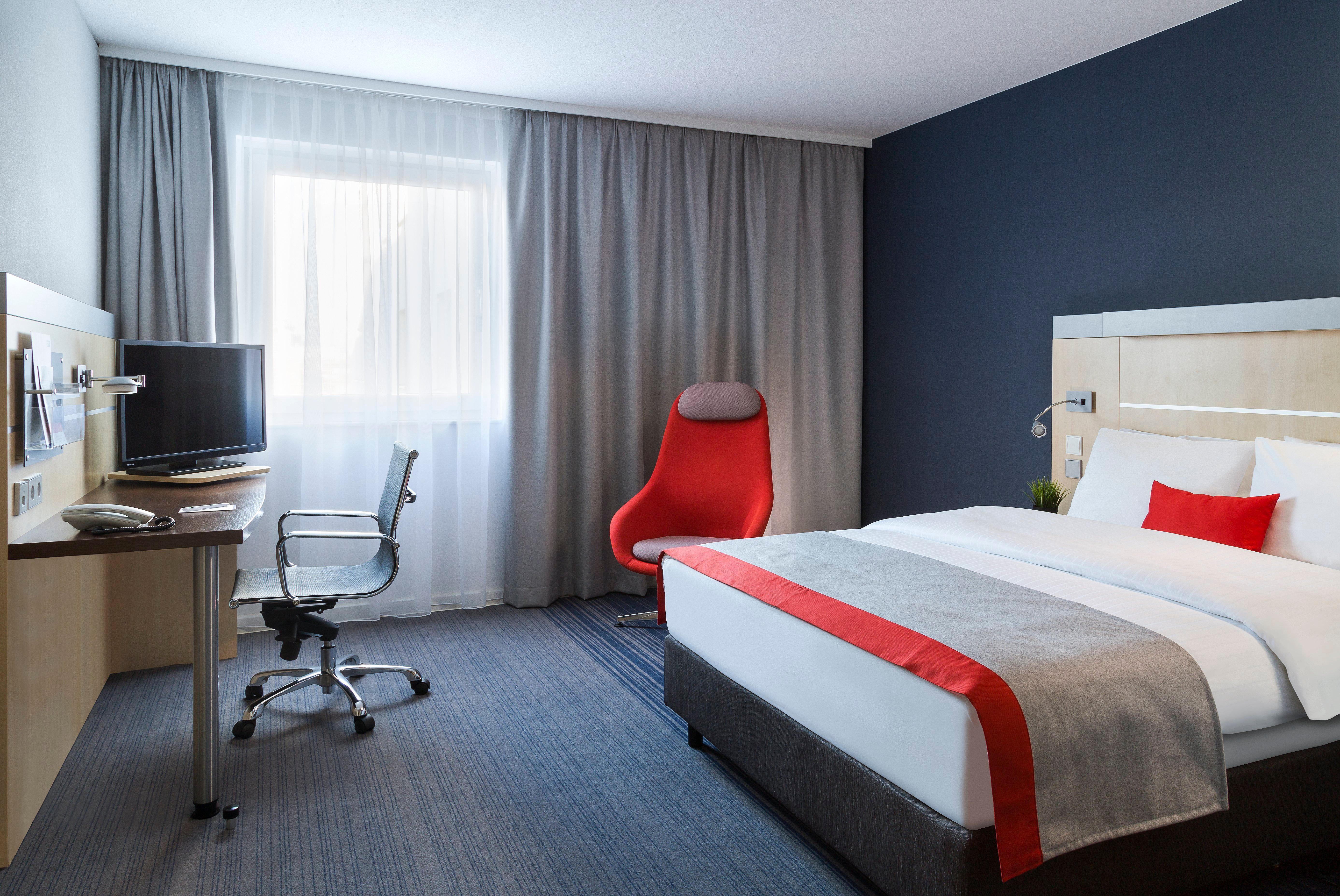Holiday Inn Express Duesseldorf - City North By Ihg — Fotoğraflar 1